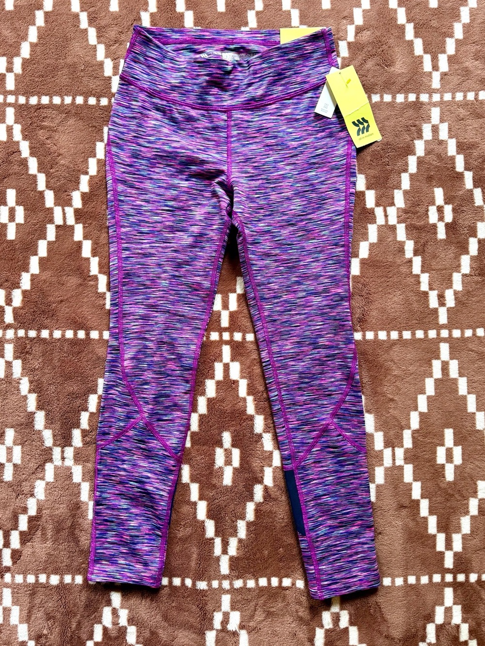 NWT All In Motion Mid-Rise Legging